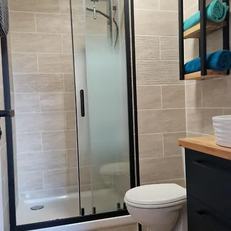Avec Terrasse Privative شقة *